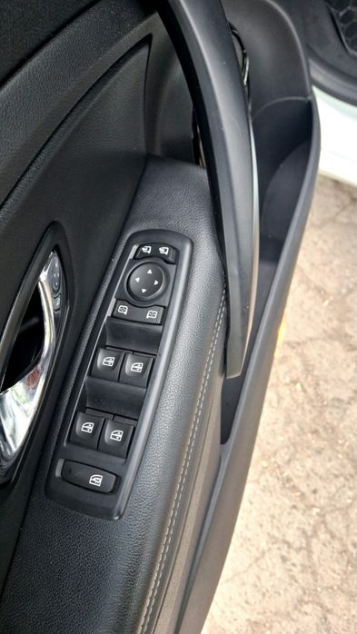 Продаю Renault Megane 3 bose