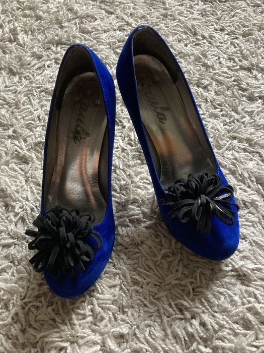 Szpilki wysokie chabrowe