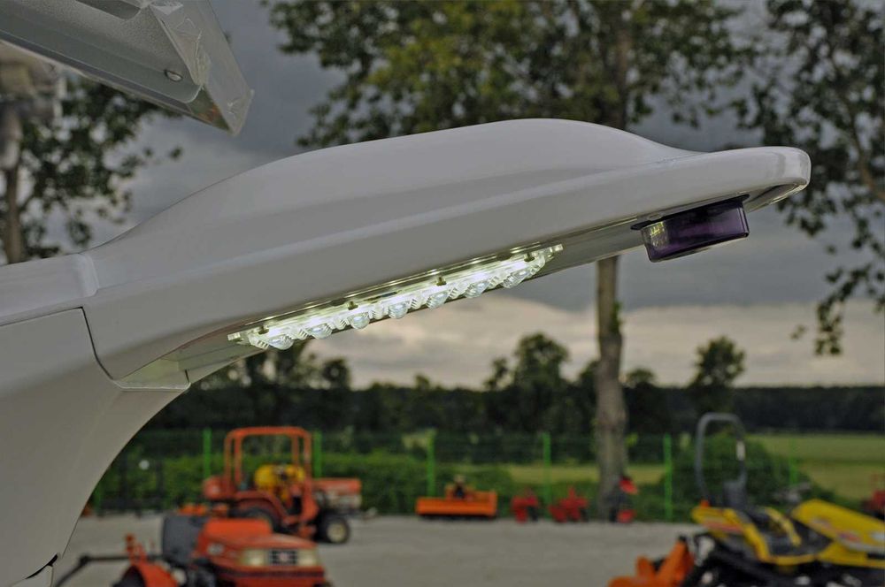 Lampa solarna uliczna Sanko SL-40-80 HYBRYDA 230V (LED 40W PV 80W)