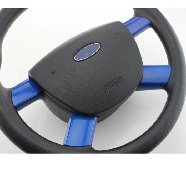 Накладки на руль на Ford Focus