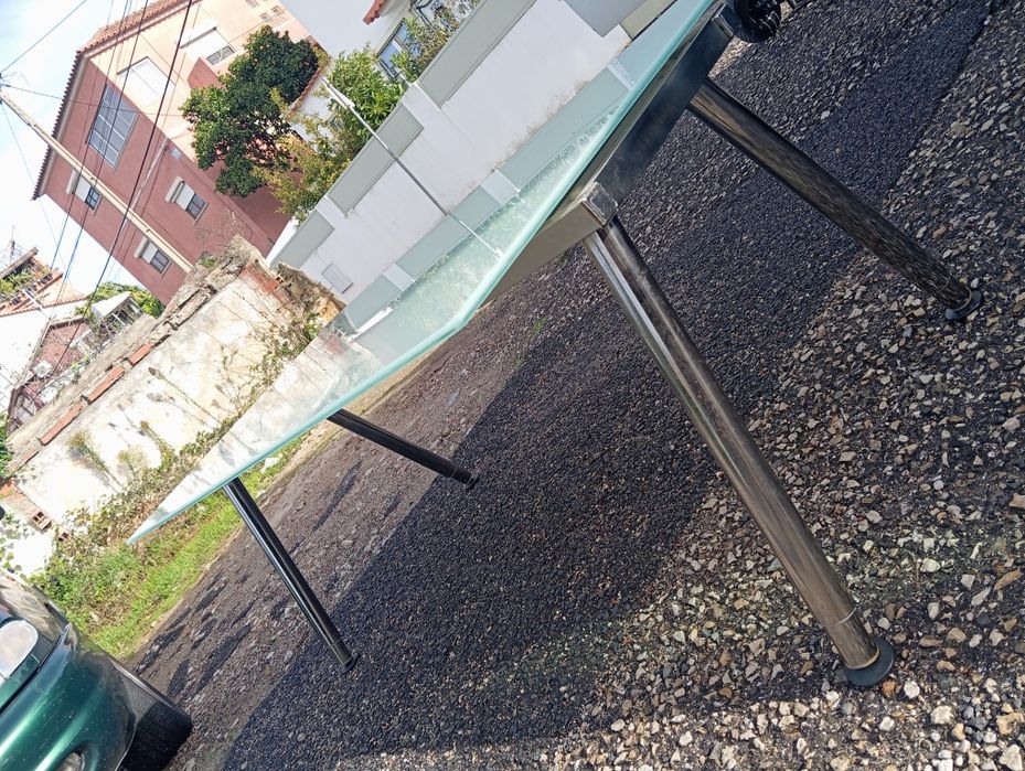 Glass base table with adjustable height64584903390082122