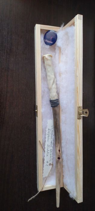 Różdżka Delphini Riddle replika rekwizytu z NY by Lilander