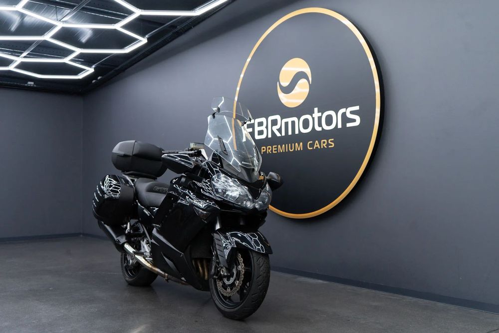 Kawasaki GTR  1400