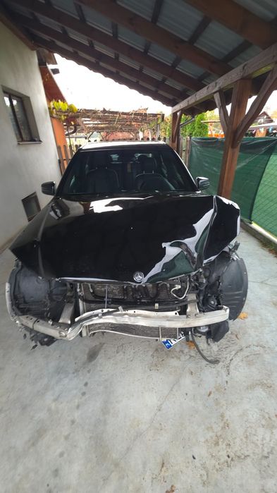 Mercedes C Klasa W204 C300 AMG Uszkodzony