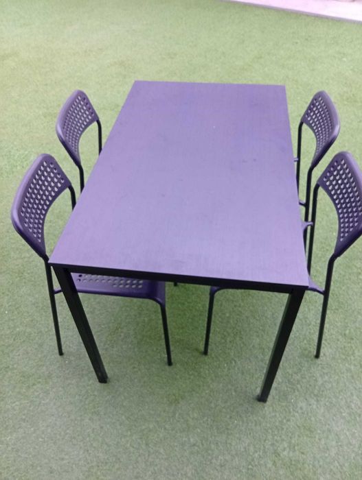 Mesa e 4 cadeiras 110+67cm (ikea)