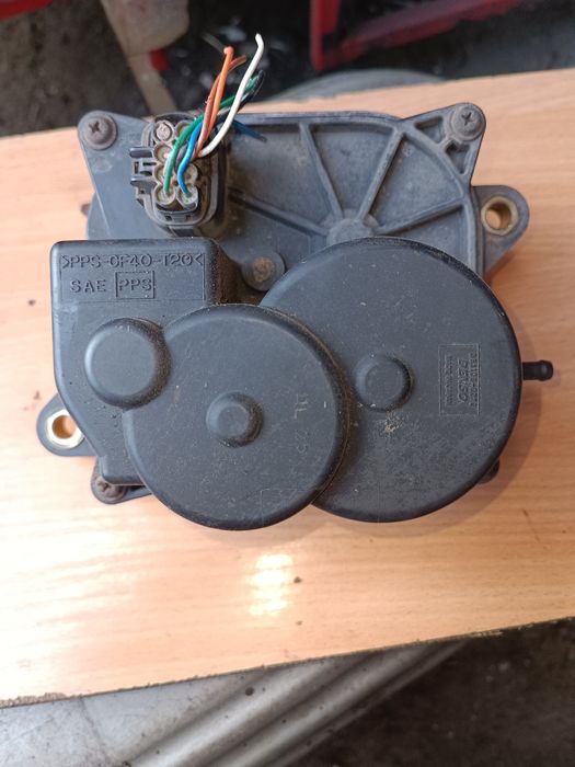 Актуатор моторчик роздатки Nissan Navara, Pathfinder