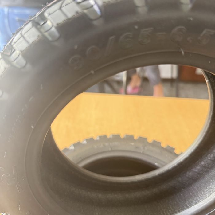 Pneus trotinete 10x2.75-6.5 novos 90/65-6.5 novos