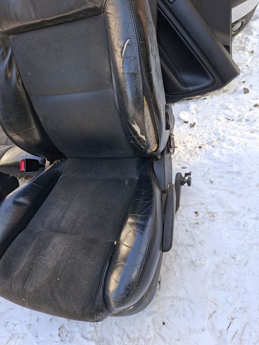 Volkswagen Passat b5 fl kombi komplet foteli pół skóra alcantara grzan