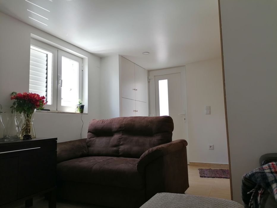 Sofá de 2 lugares super confortável quase novo