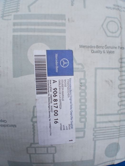 NOWY emblemat znaczek Mercedes gwiazda do Sprinter Atego Axor
