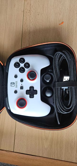 Comando PowerA Fusion Pro Preto (Nintendo Switch)