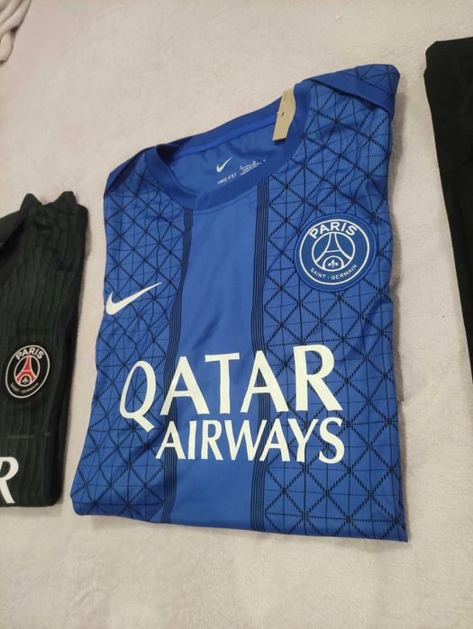 3 camisolas Paris Saint Germain