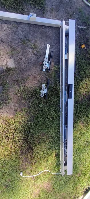 Automatyczne drzwi przesuwne Dorma