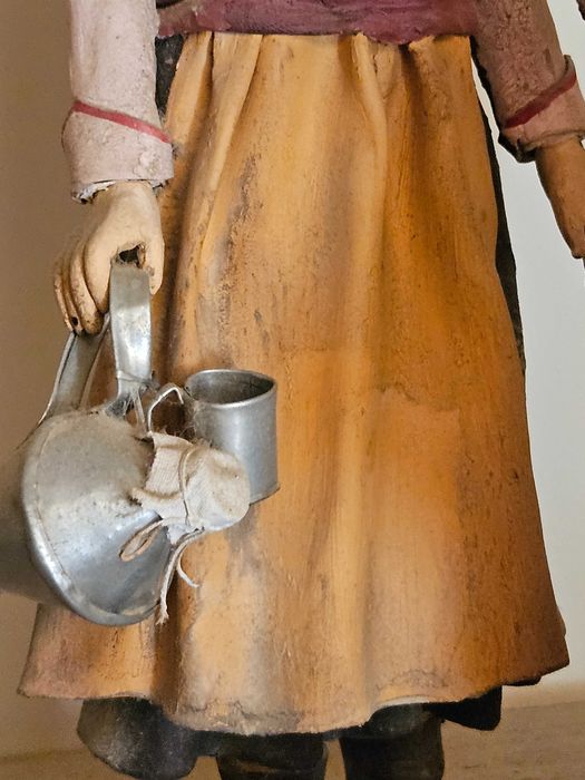 estatueta de barro - água fresca