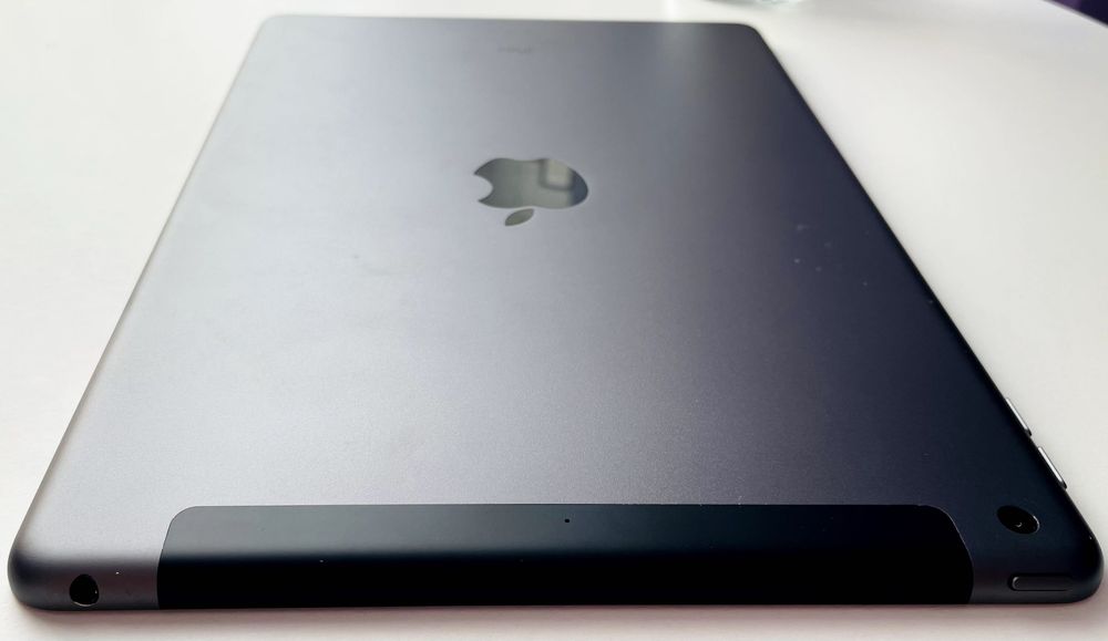 Tablet APPLE iPad 10.2" 7 gen. 32 GB Wi-Fi Gwiezdna szarość