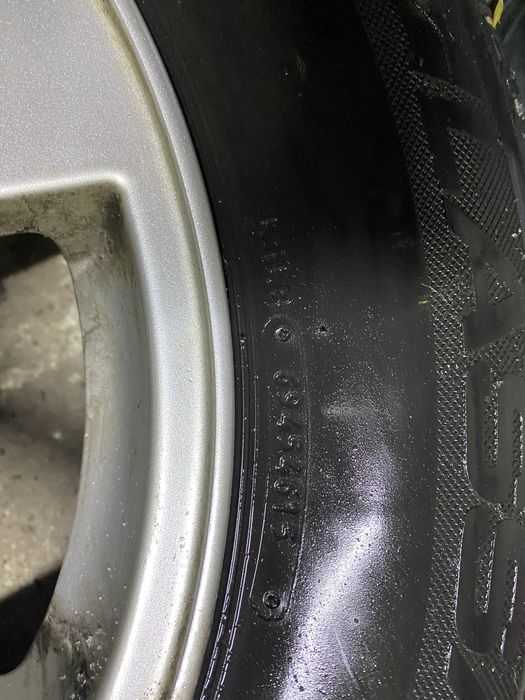 Koła zimowe Volvo XC60 235/65R17