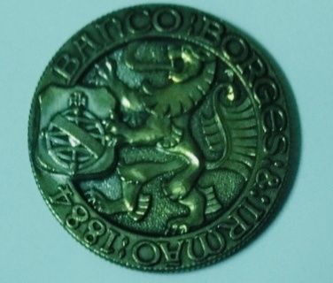 1Medalha  do antigo banco banco Borges 1965e irmão