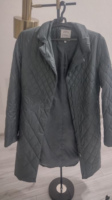 Пальто демисезонне