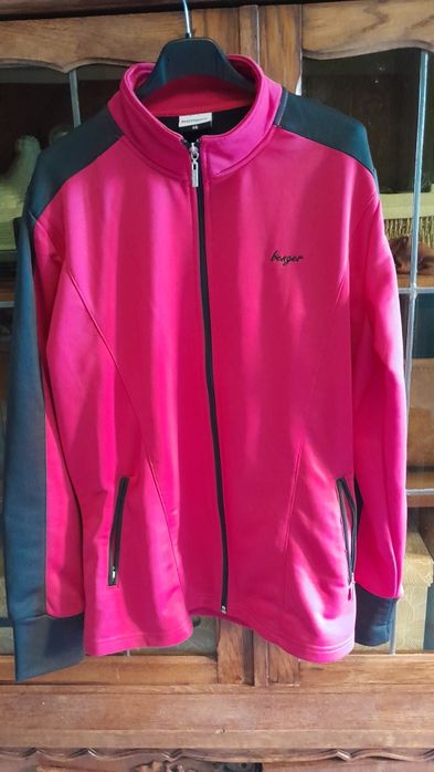 Bluza damska dresowa.