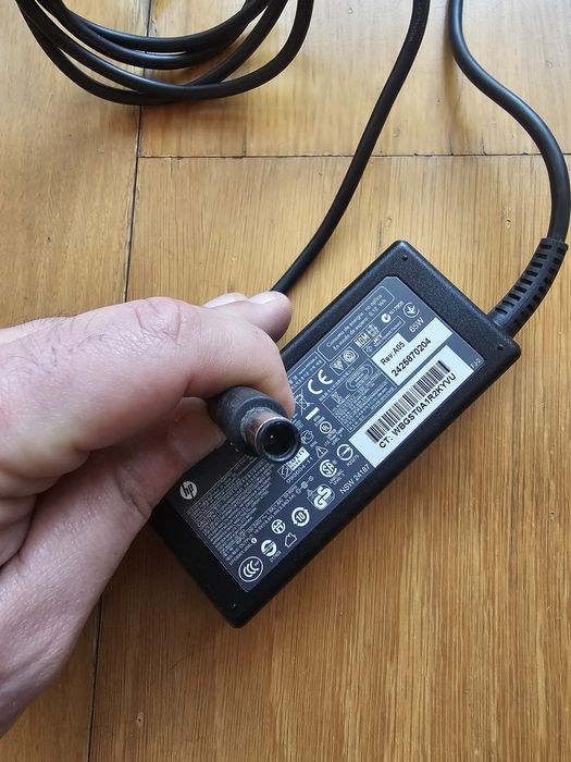 Carregador HP 64,75W