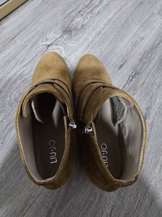 Botins Liu Jo com fivelas