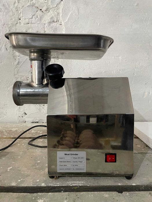 М'ясорубка професійна Grinder Profi Budget 850W