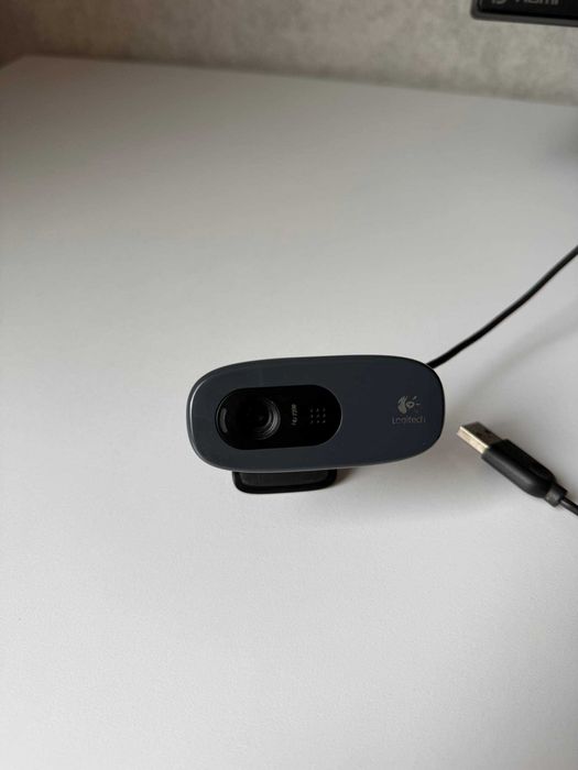 Веб-камера з високою роздільною здатністю 720p вбудований мікрофон USB чорна