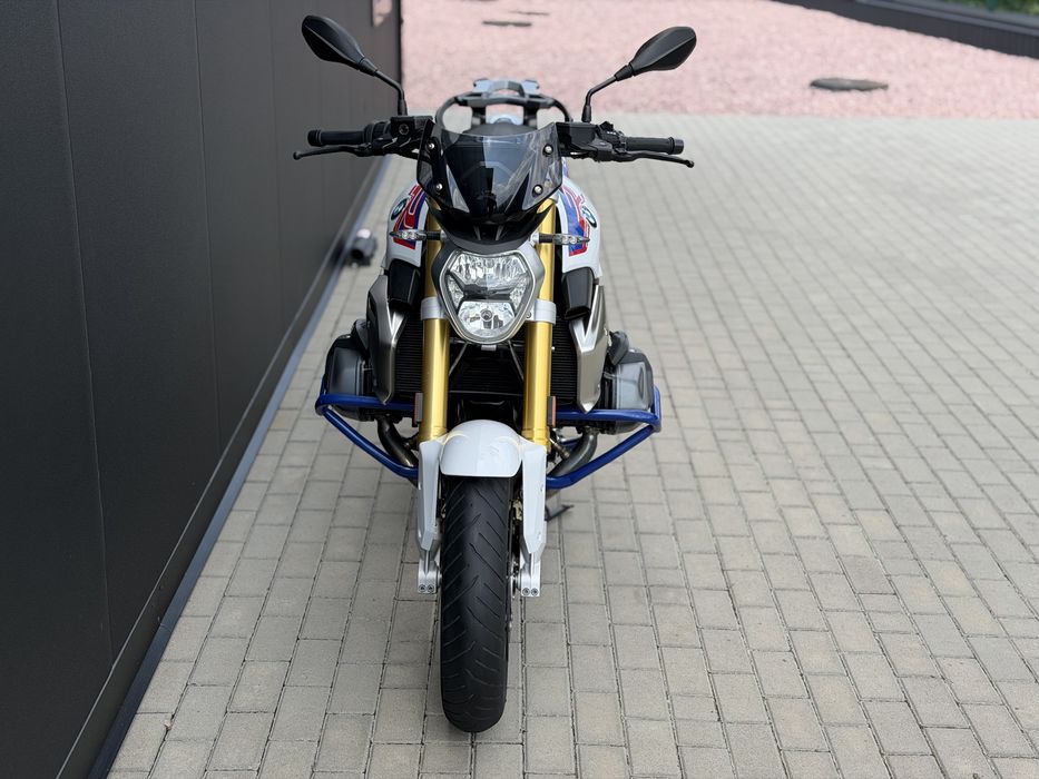 2021 BMW R1250R HP