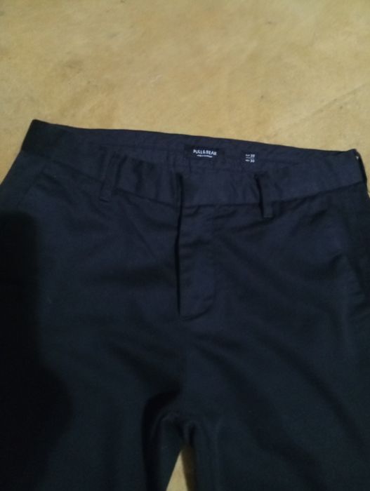 Calça de homem preto da pull&bear