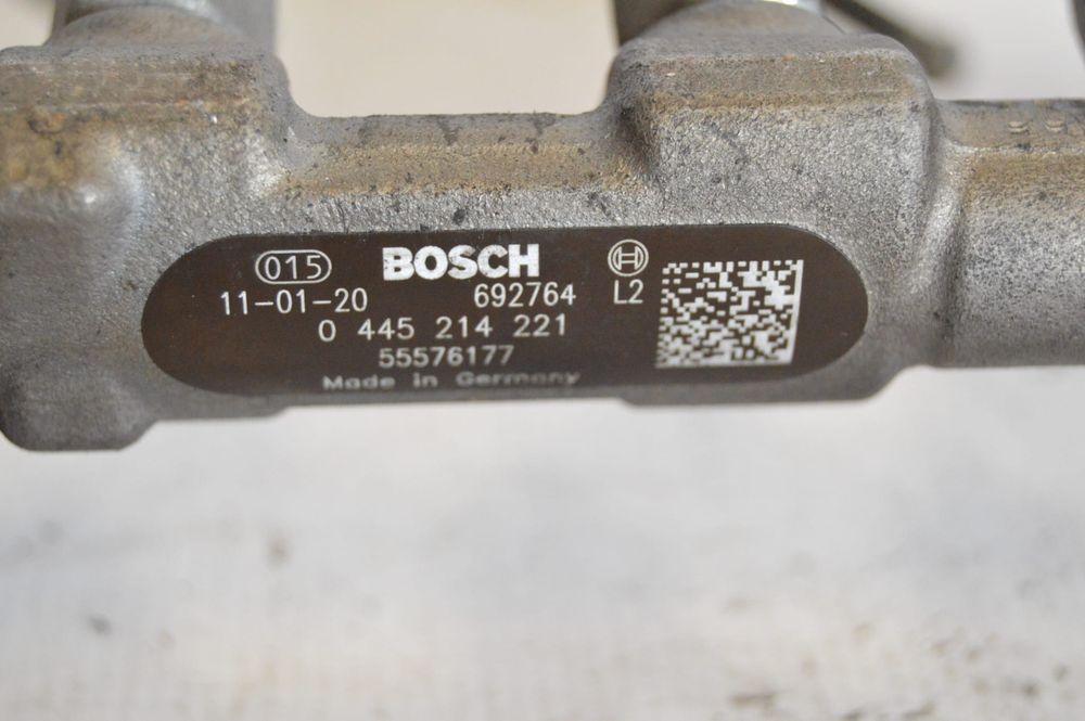 REGUA INJETOR INJETORES INJECTOR INJECTORES BOSCH OPEL GM55576177