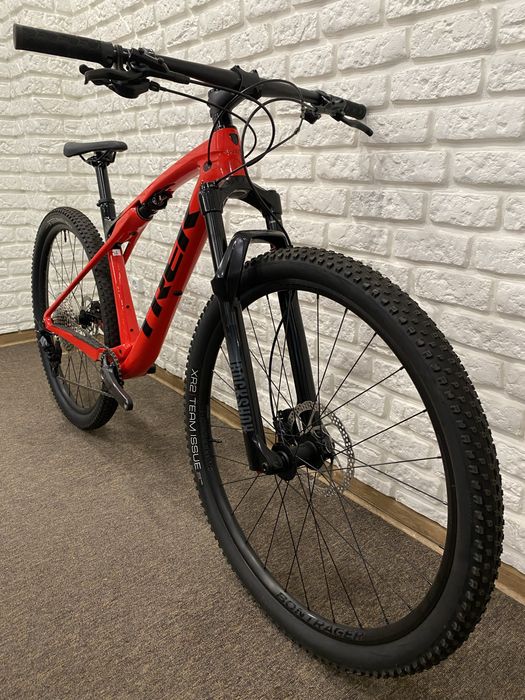 TREK Supercaliber 9.6 L slx 29”