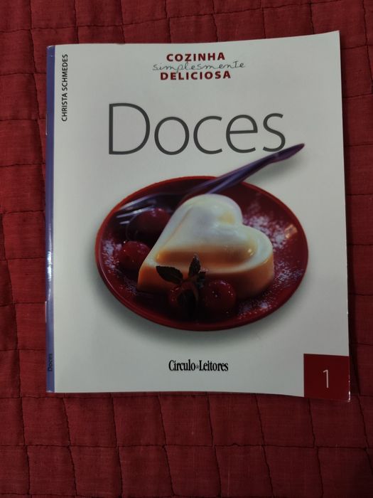 Livrinhos " Cozinha simplesmente deliciosa" do Círculo de Leitores