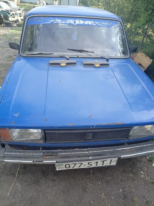 Продам авто ваз 2105