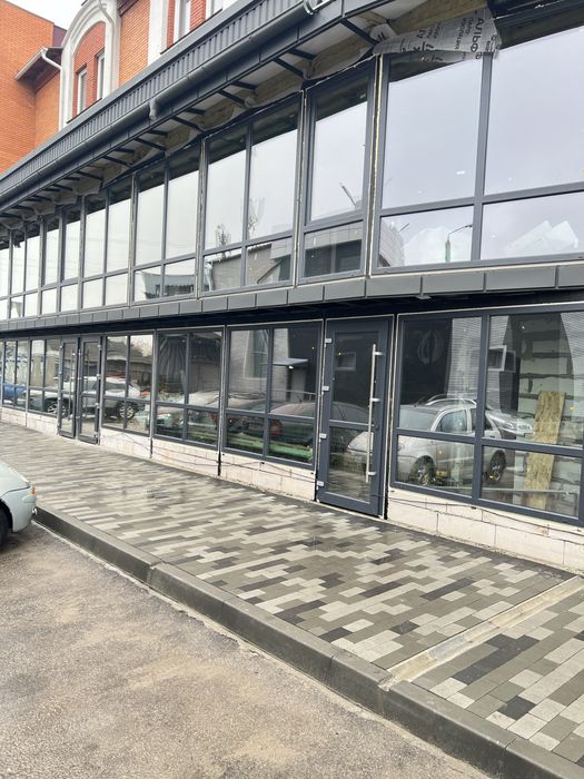 Зам в оренду комерційну