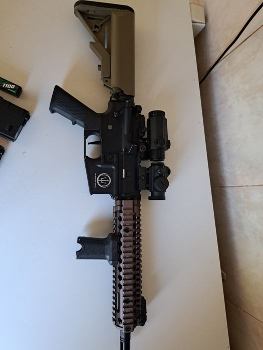 Réplica rossi  marsoc