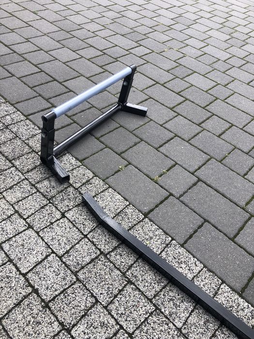 Podnosnik do motocykla