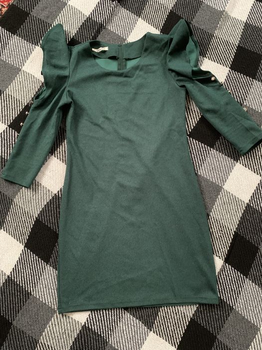 Сукня темно-зелена