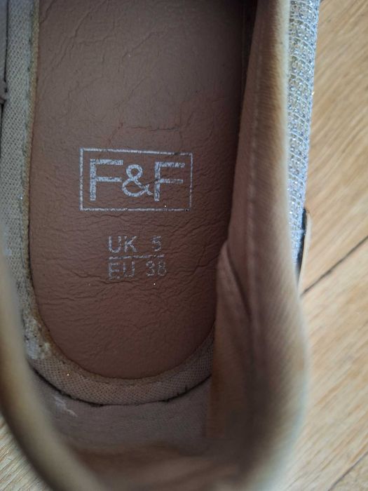 Buty, baletki, baleriny, tenisówki F&F - srebrne - roz. 38