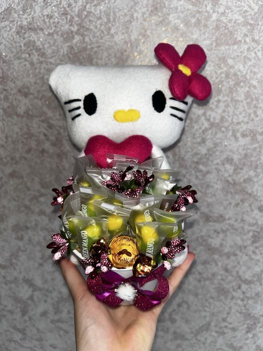 Солодкі букети та букети з іграшок власного виробництва