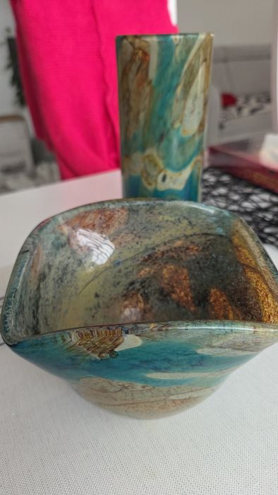 Miseczka i wazon, dom aukcyjny Rempex.