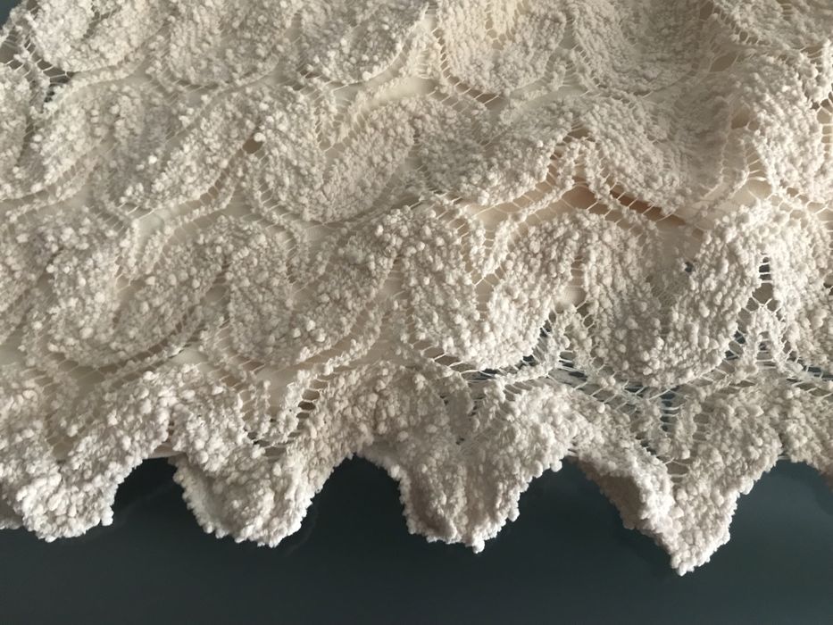 Vestido de renda Lefties