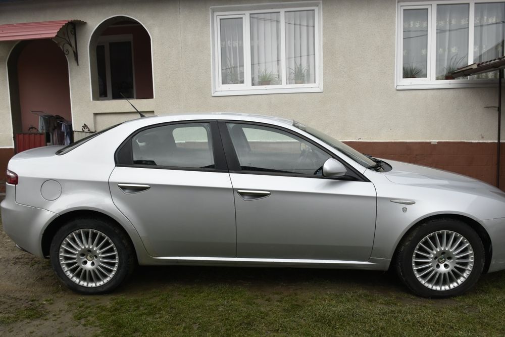 Альфа Ромео 159 1.9