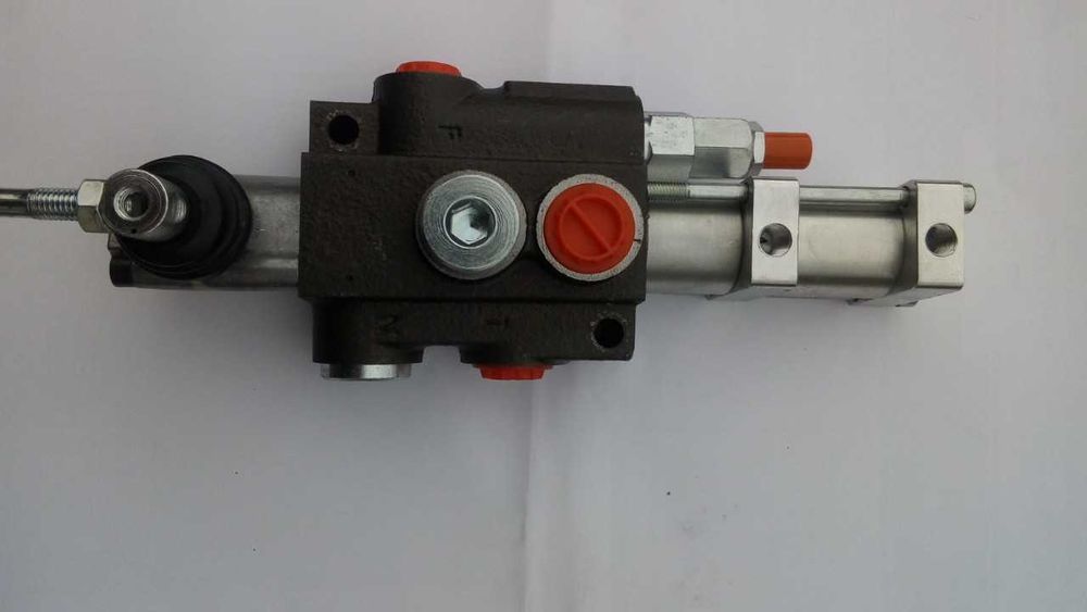 Распределитель подъема кузова или прицепа Газ. Пневмоуправление