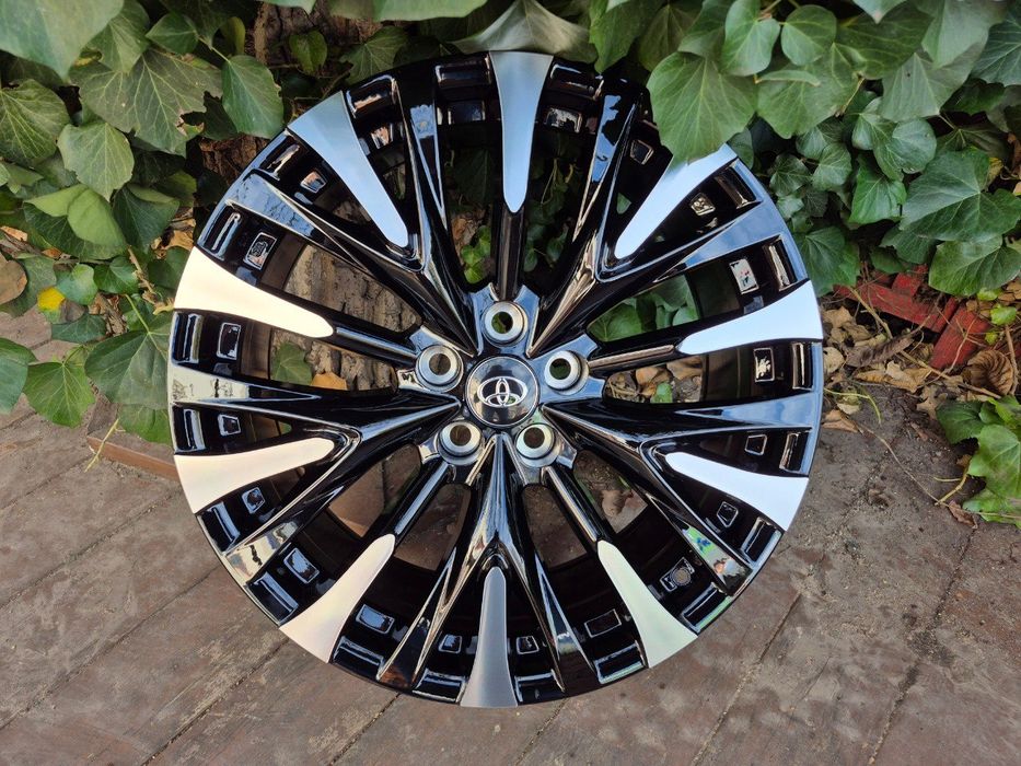 Нові диски на Toyota R19 5x114.3  Rav4, Camry, Higlander / Lexus RX NX