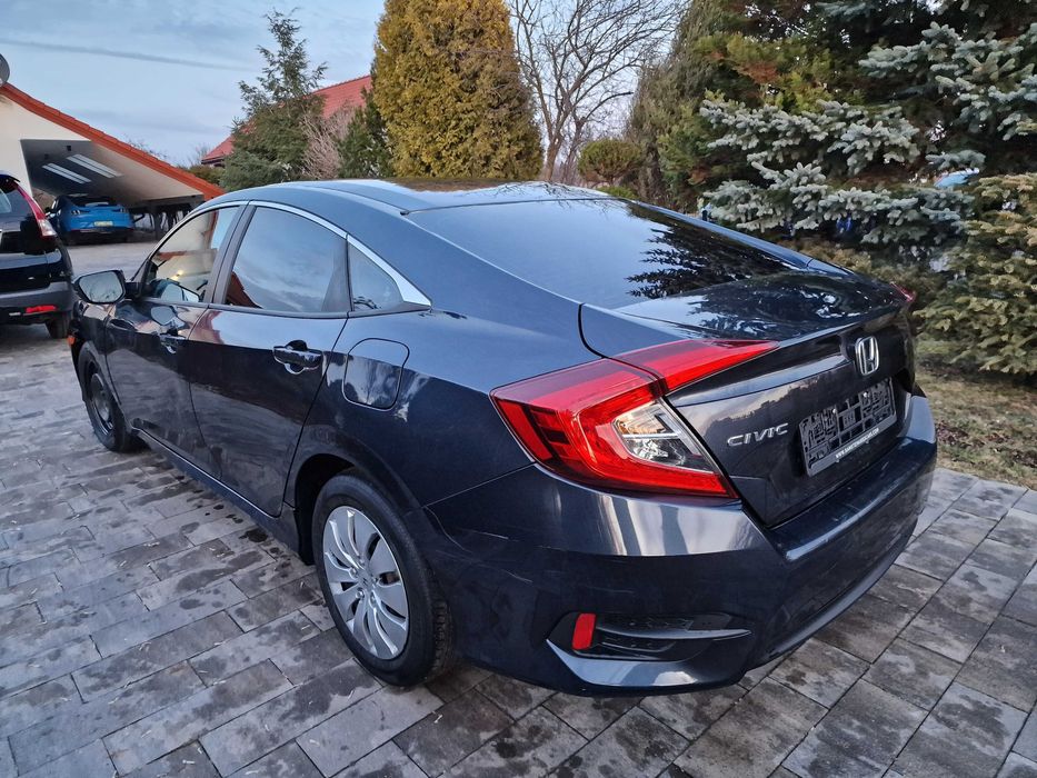 Honda Civic X sedan 2017 2.0 B USA Cała na części K20C2