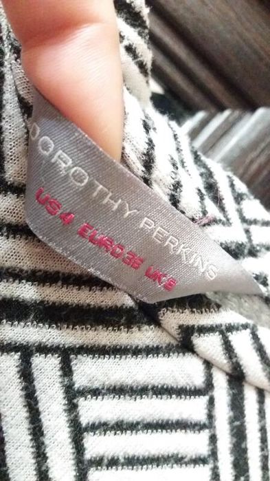 Женское платье Dorothy Perkins, р. S.