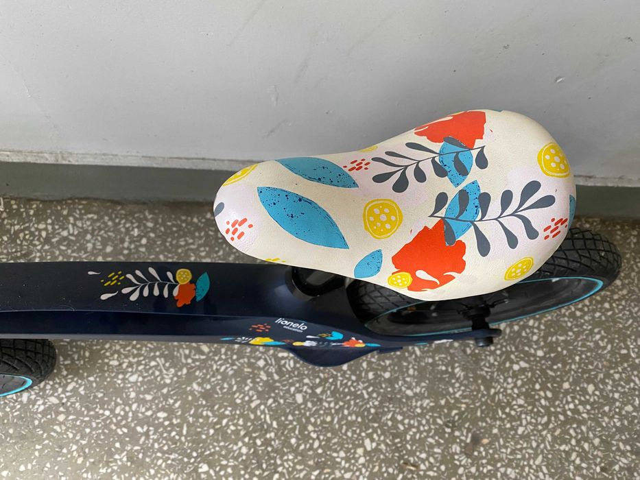 Rowerek biegowy POMPOWANE KOŁA DLA 2 LATKA STOP MAGNEZU Lionelo Bart 12''