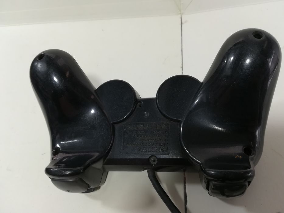 Ігрова приставка PlayStation 2 джойстик.