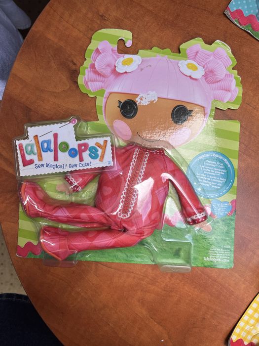 Ubranko dla lalki lalaloopsy