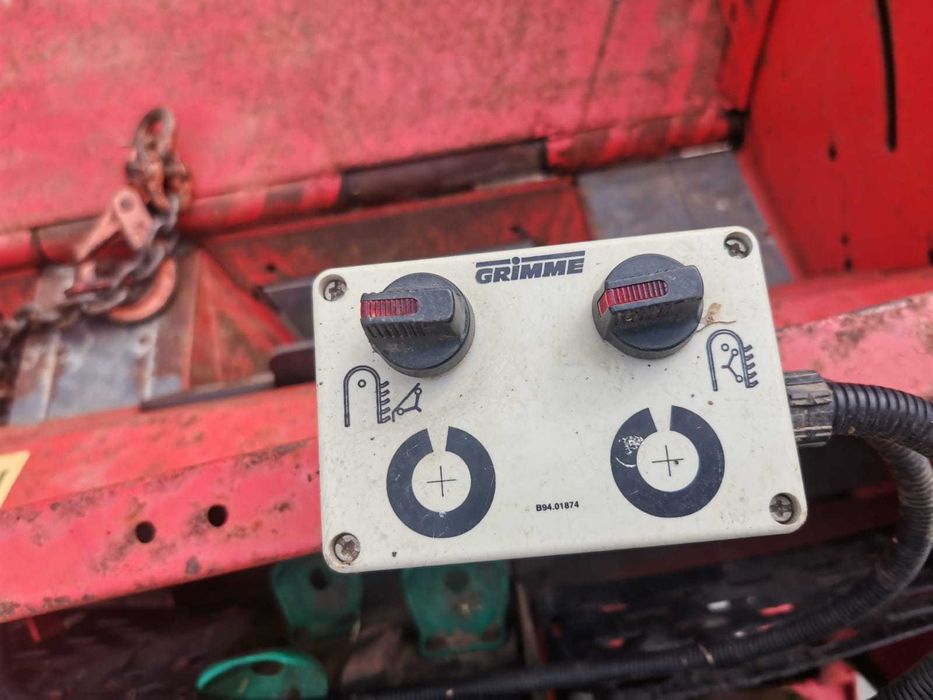 Sadzarka do ziemniaków Grimme GL32B 2002